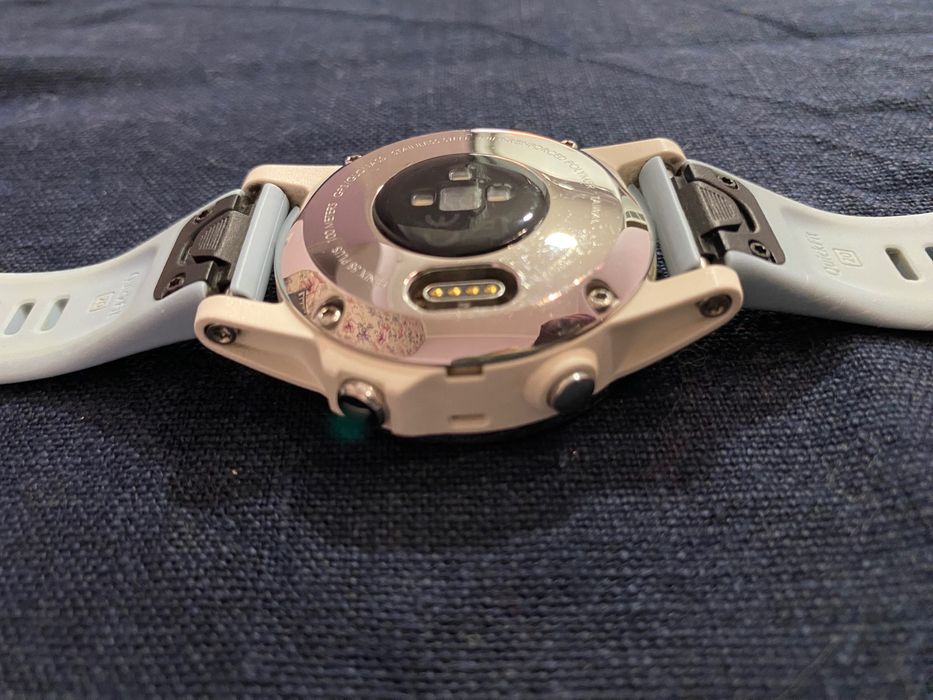 Спортивний годинник Garmin fenix 5S plus