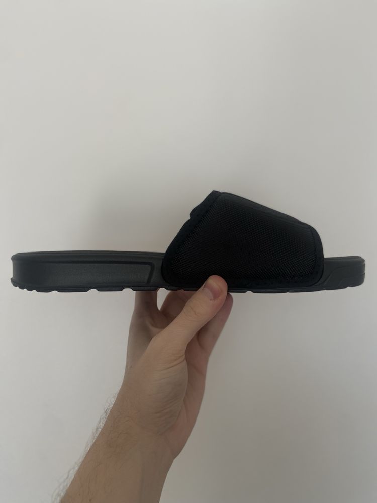 Тапки, тапочки, шльопанці, шльопки new balance