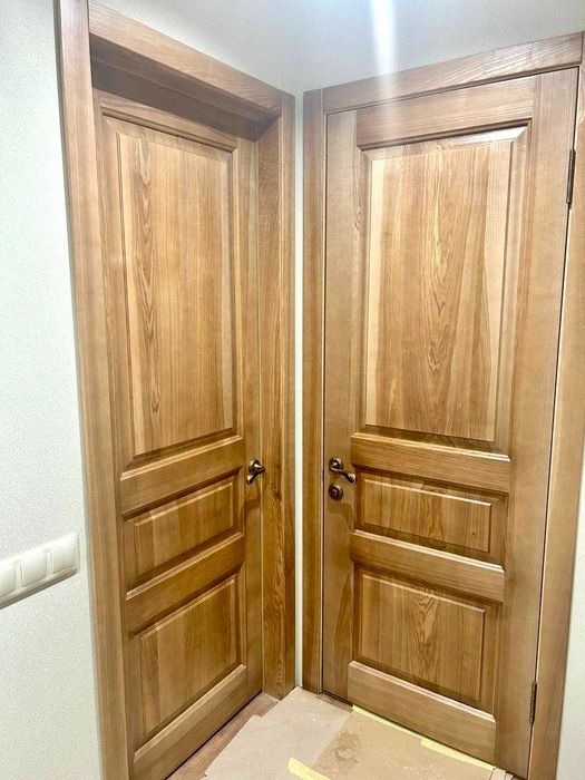 Меблі та інші вироби з дерева