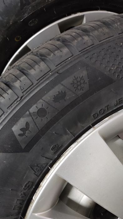 Rodas Peugeot 14" com pneus