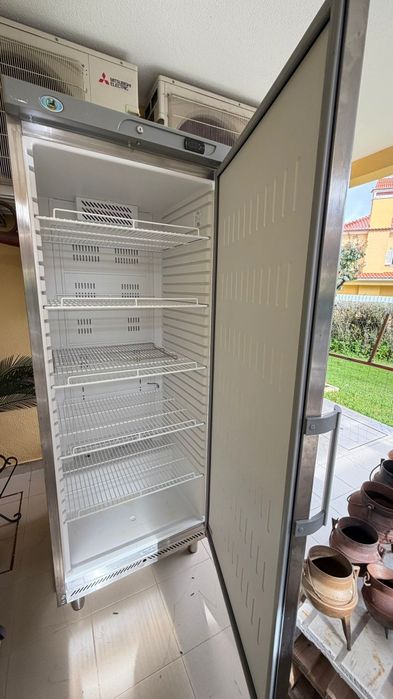 Frigorífico APA 600 PO