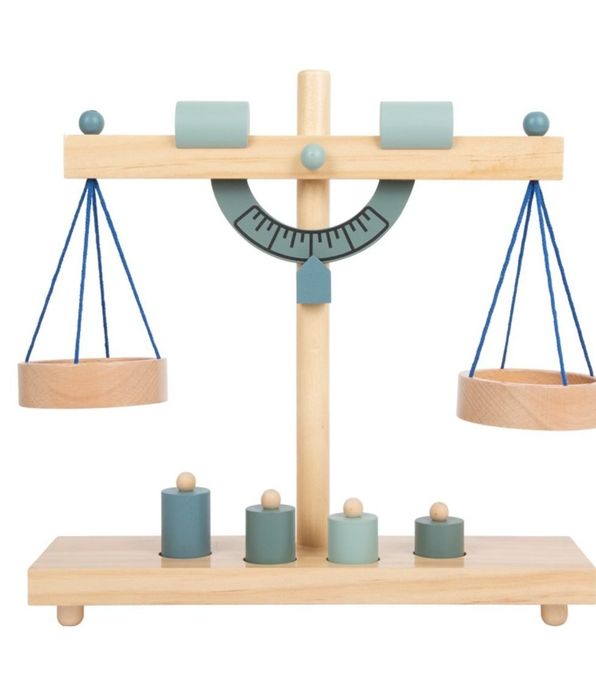 Waga szalkowa drewniana dla dziecka