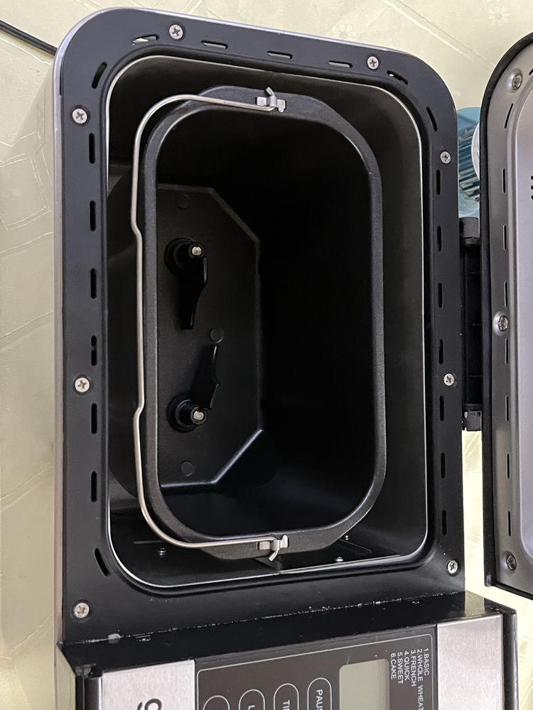 Хлібопічка Gorenje BM 1400 E