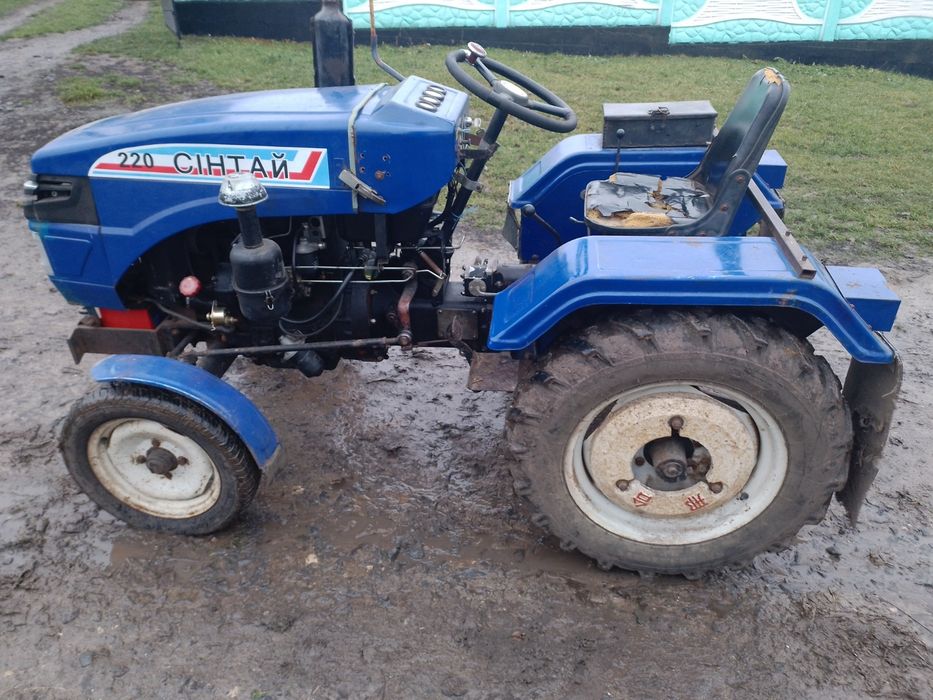 Продам трактор на ходу