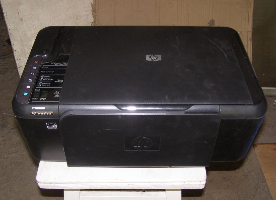 Принтер HP Deskjet F4583