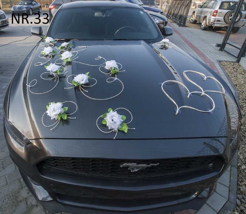 ELEGANCKA Biała ozdoba dekoracja na samochód Nr. 033