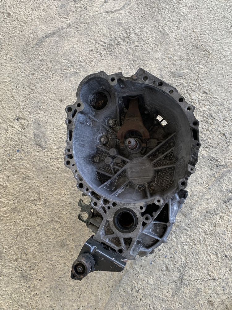 КПП Toyota Avensis D4D 2004