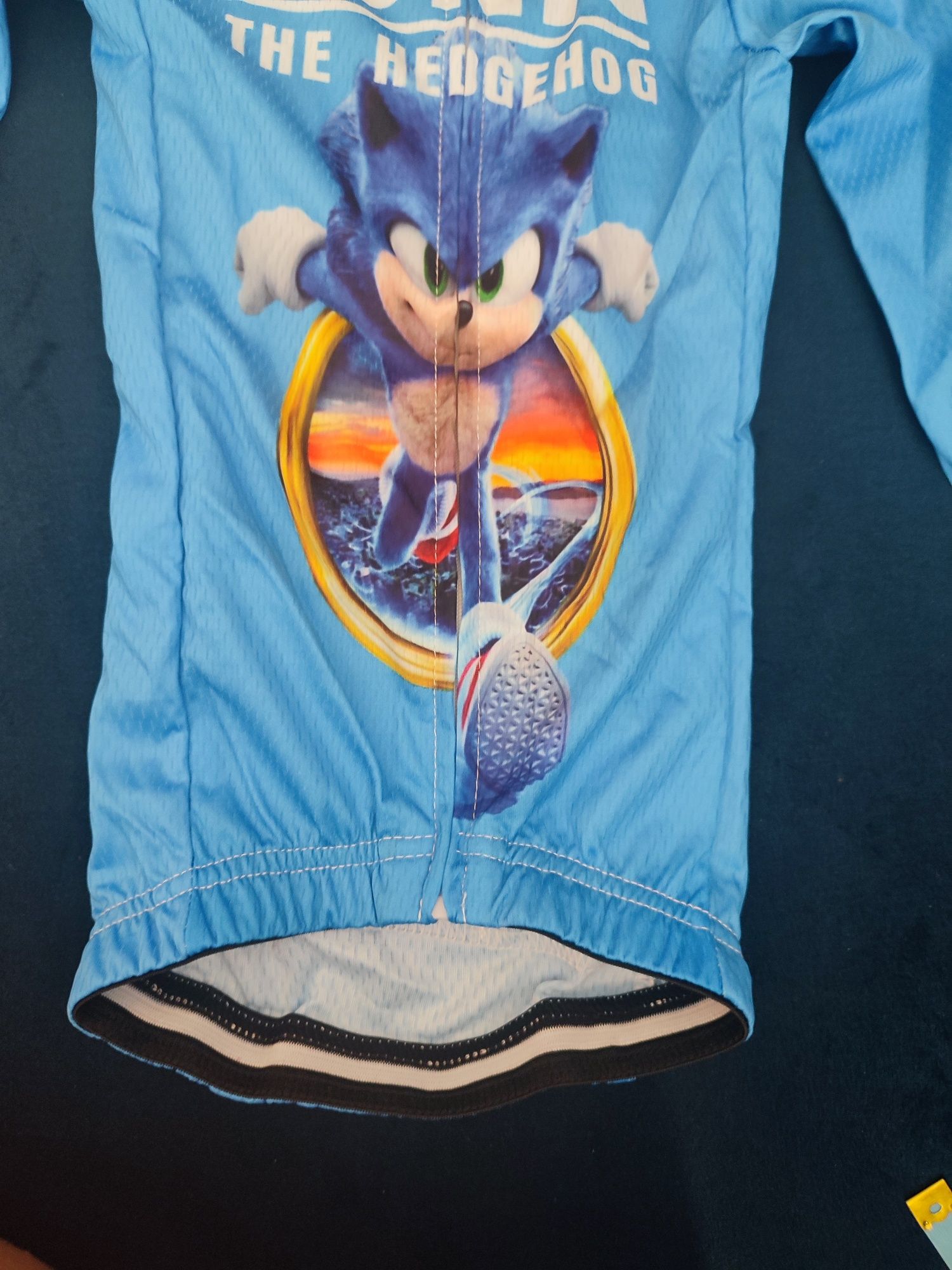 Nowy komplet kolarski, strój rowerowy, motyw Sonic