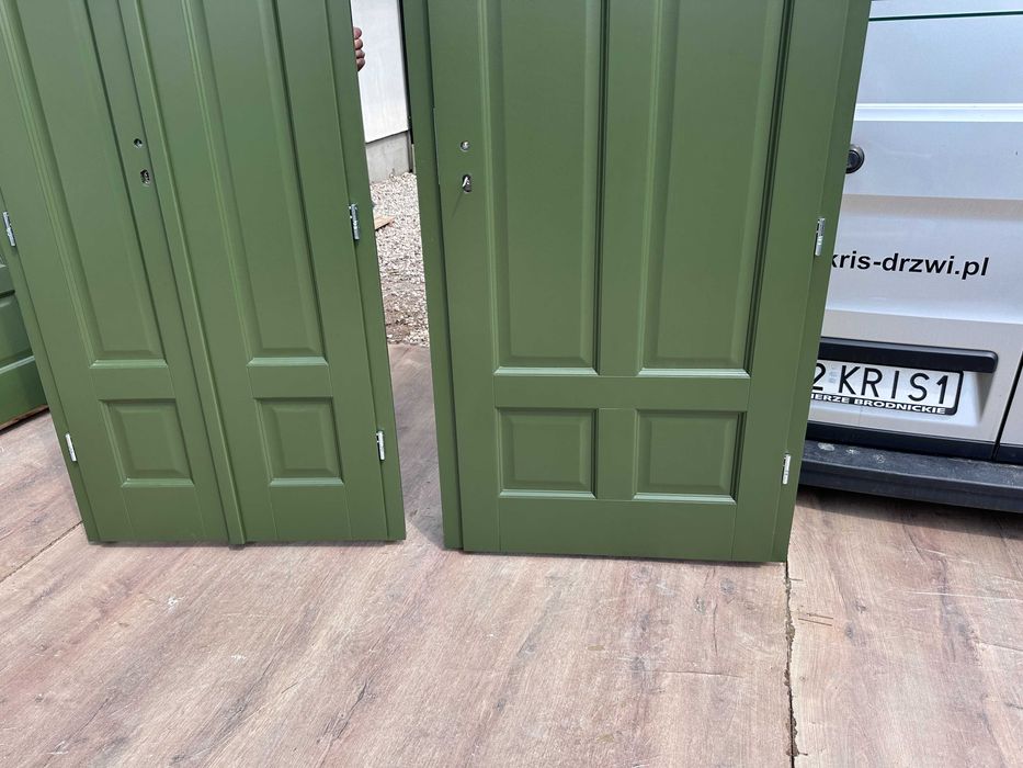 Drzwi dwuskrzydłowe jednoskrzydłowe DWUSKRZYDŁOWE  wysokie kamienice