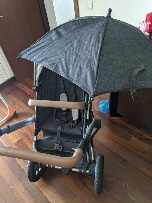 Carrinho bebé como novo e de excelente qualidade