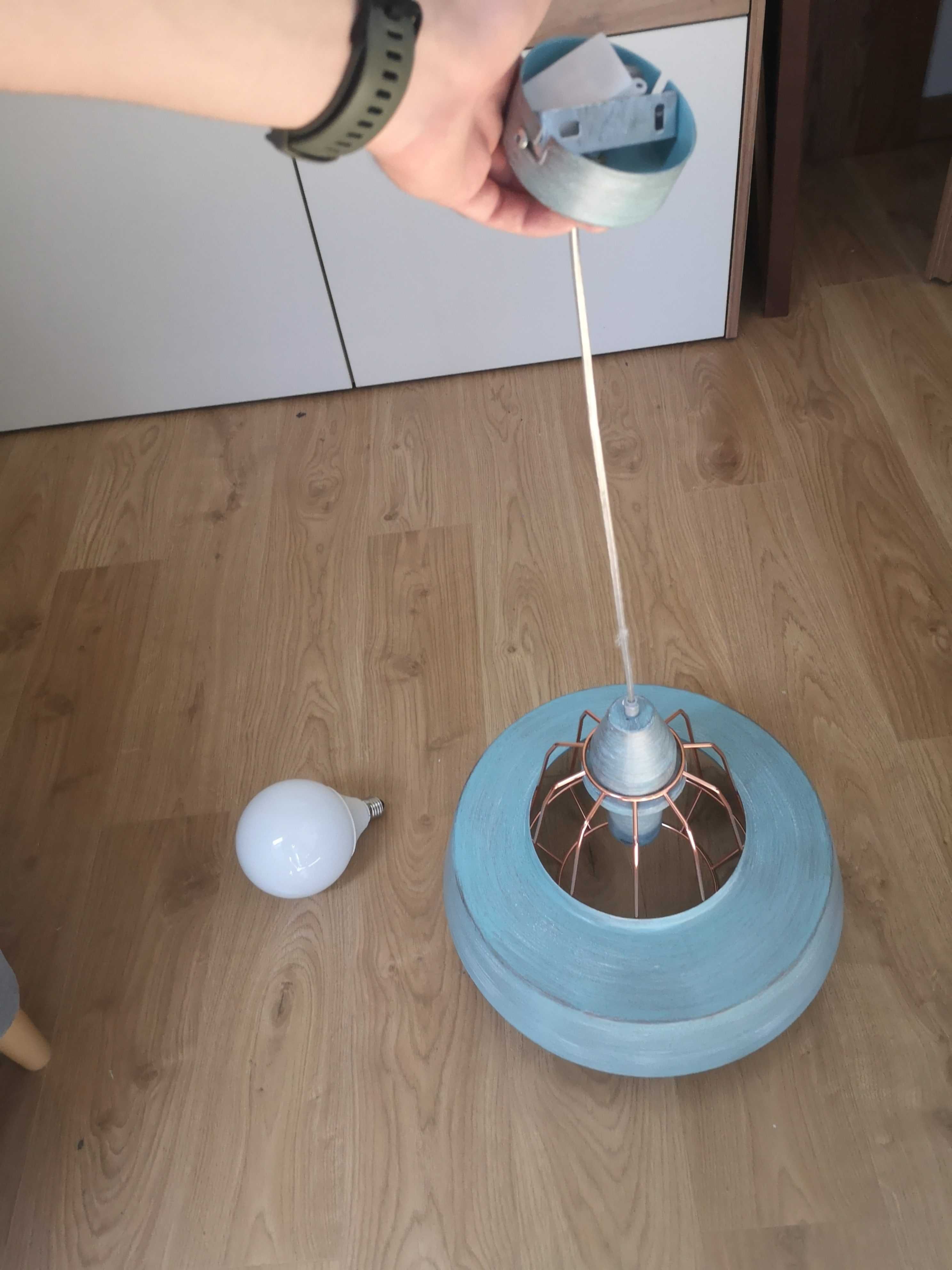 Lampa TAMARIS z żarówką komplet
