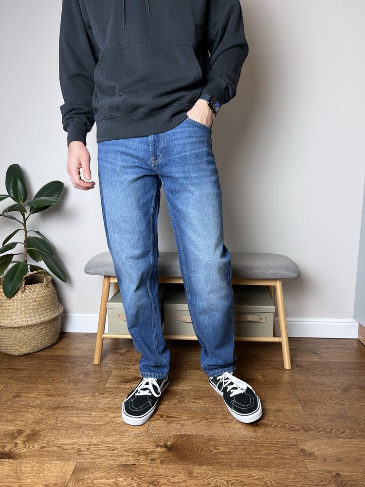 Розпродаж !!Нові Чоловічі Джинси BERSHKA Slim Fit