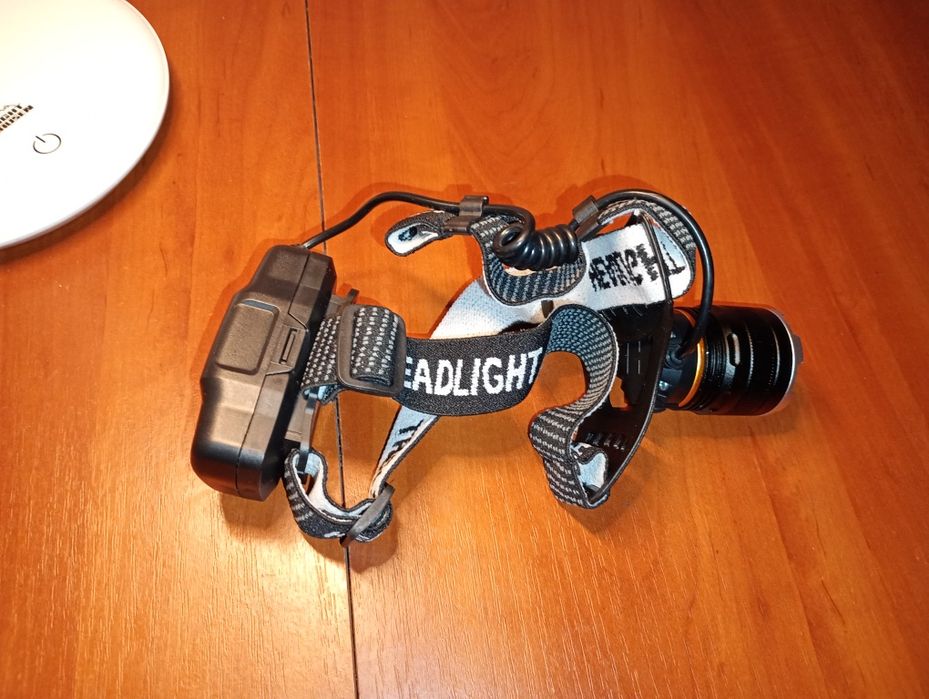 Налобний ліхтар USB,3 режими,водозахист IPX4,комплект акумуляторів.