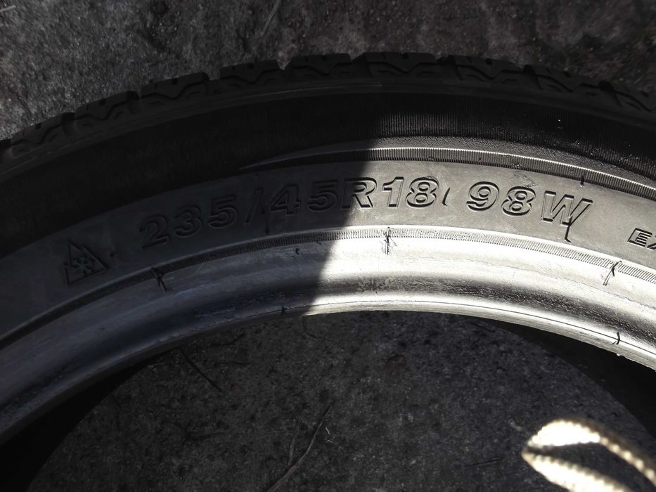 Opony 235/45/18 Goodride 2szt Całoroczne
