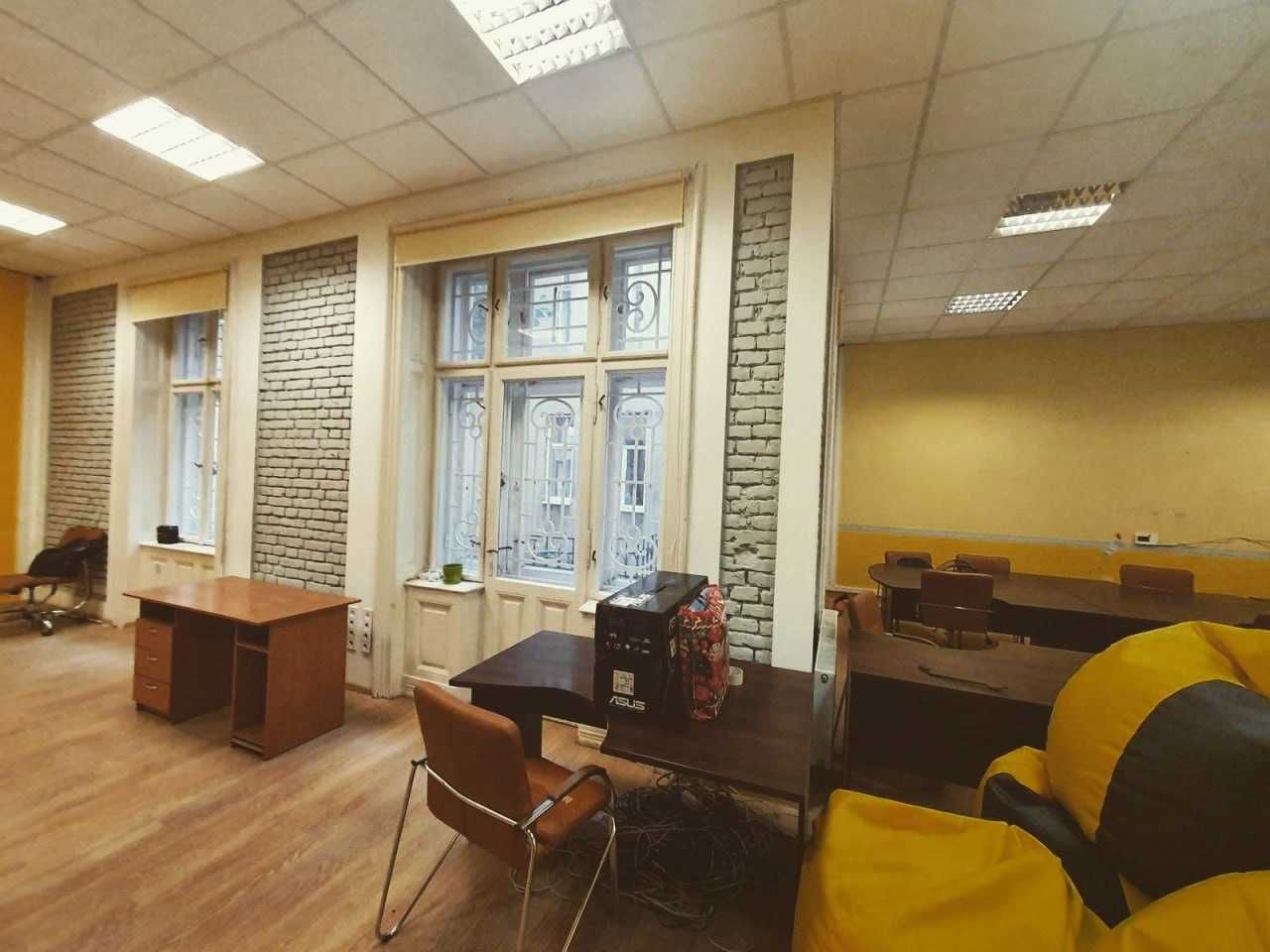 Оренда офісного приміщення по вул.Пр.Шевченка, 209м2,Галицький Р-н.