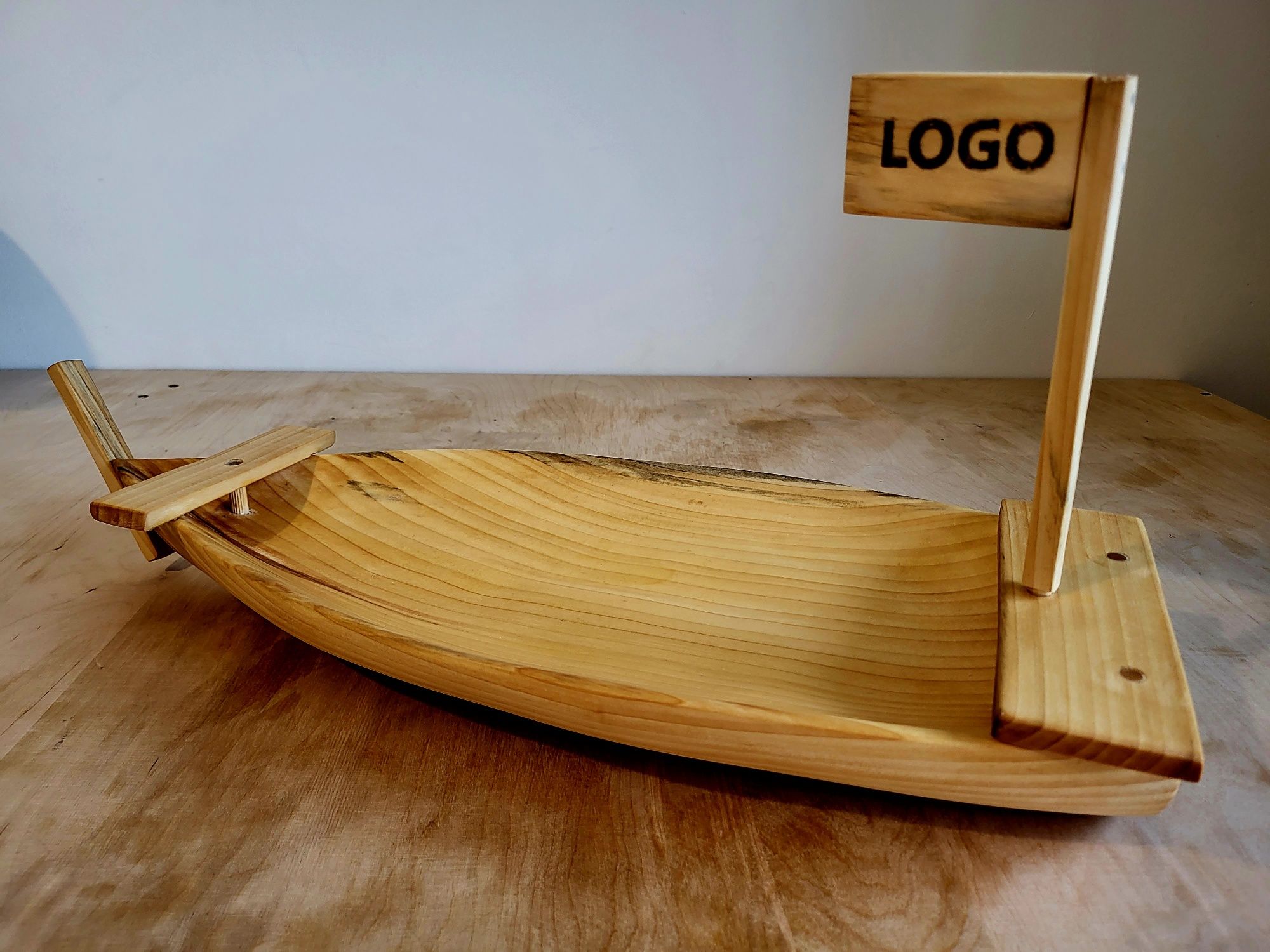 Łódka na sushi taca OBROTOWA statek na sushi 40cm