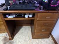 Secretaria - Está como nova