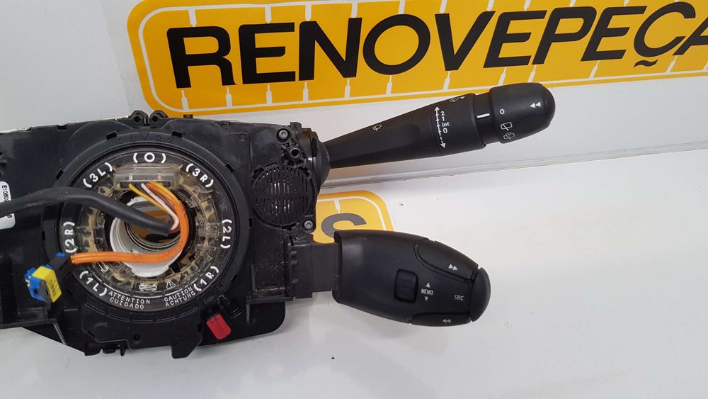 Conjunto / manetes de luzes e limpa vidros PEUGEOT 208