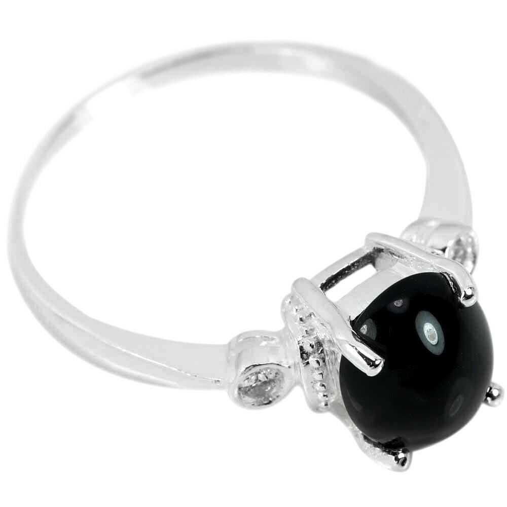 Серебряное кольцо с черной шпинелью. Размер 19