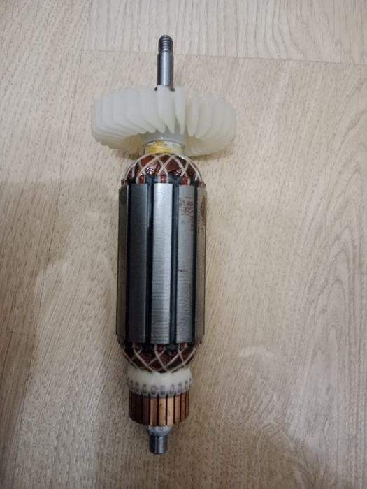 Запчасти электроинструмент.