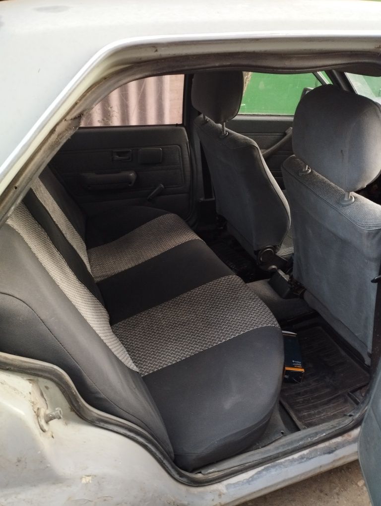 Продам Opel Ascona 1.8i