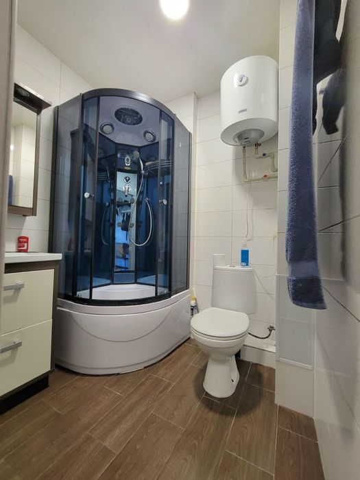 Продам 1 комнатную Чешку на Победе