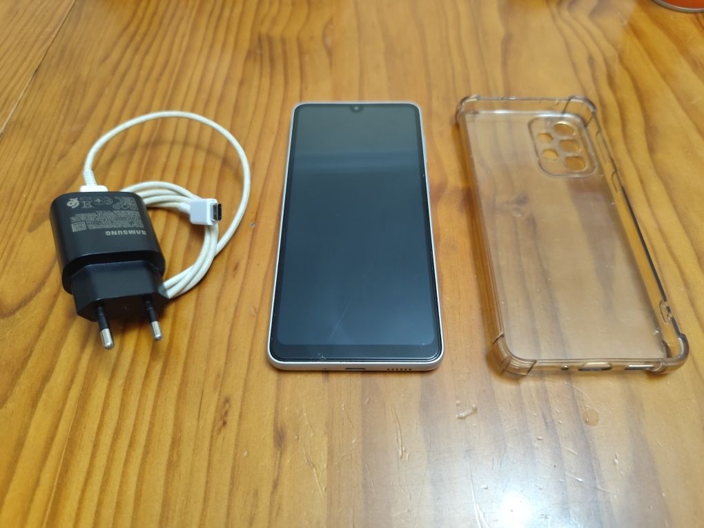 Samsung Galaxy A33 5G 128gbs 6gbs (com garantia até 2026)
