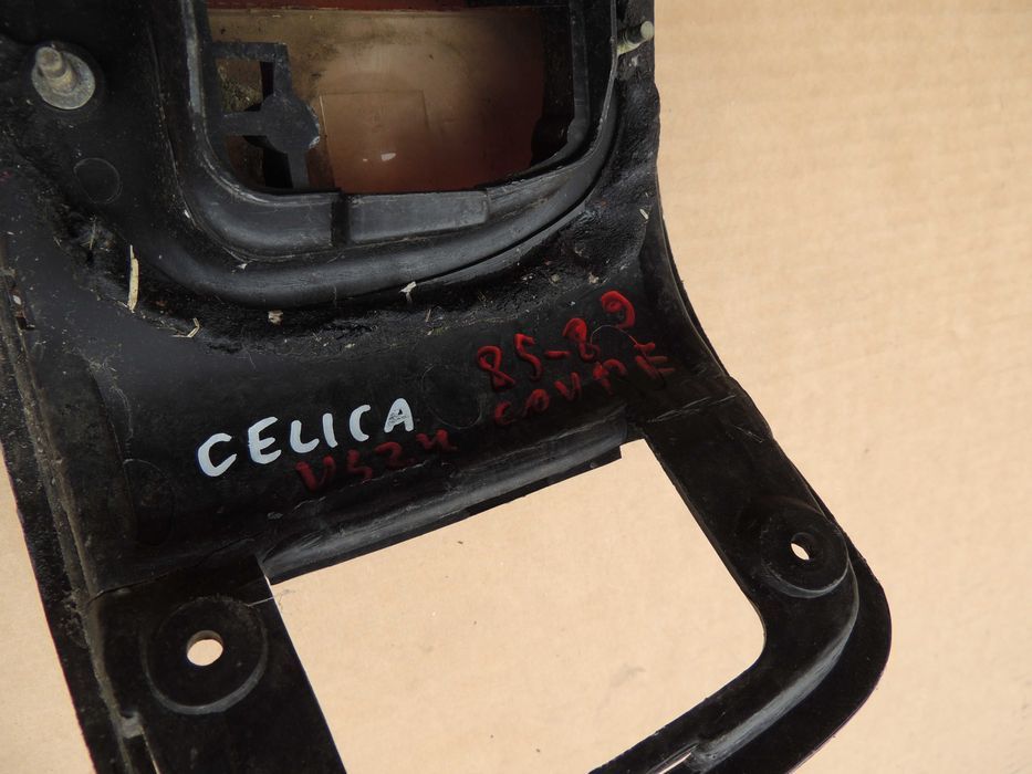 Lampa tył tylna lewa europejska Toyota Celica 4 IV T16 85,86,87,88,89