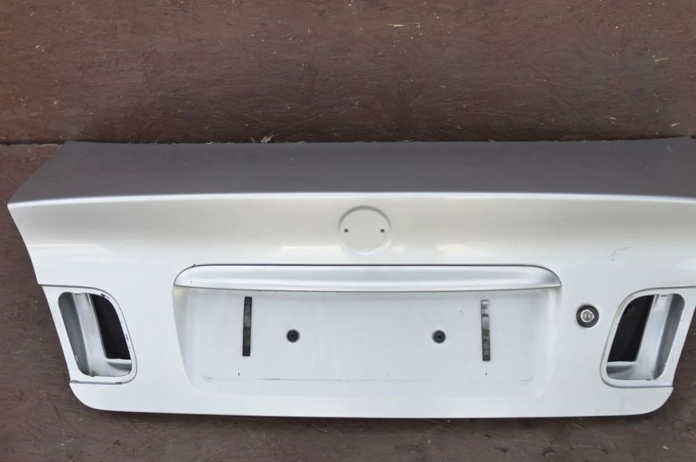 BMW E46 SEDAN ORYGINALNA KLAPA BAGAŻNIKA TYŁ W KOLORZE TITANSILBER 354/7 O NR.  41 62 7 003 314 / 41 62 8 238 462 OEM W DOBRYM STANIE BEZ RDZY