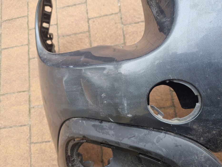 Citroen c3 lift 17  zderzak przód oryginał bez listew na błotnikach…