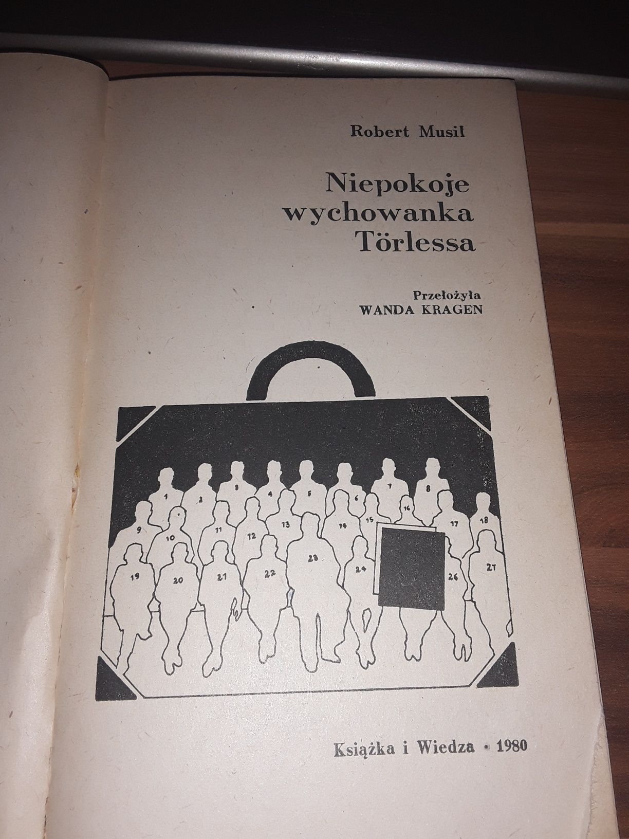 Niepokoje wychowanka torlessa Musil seria z  kolibrem