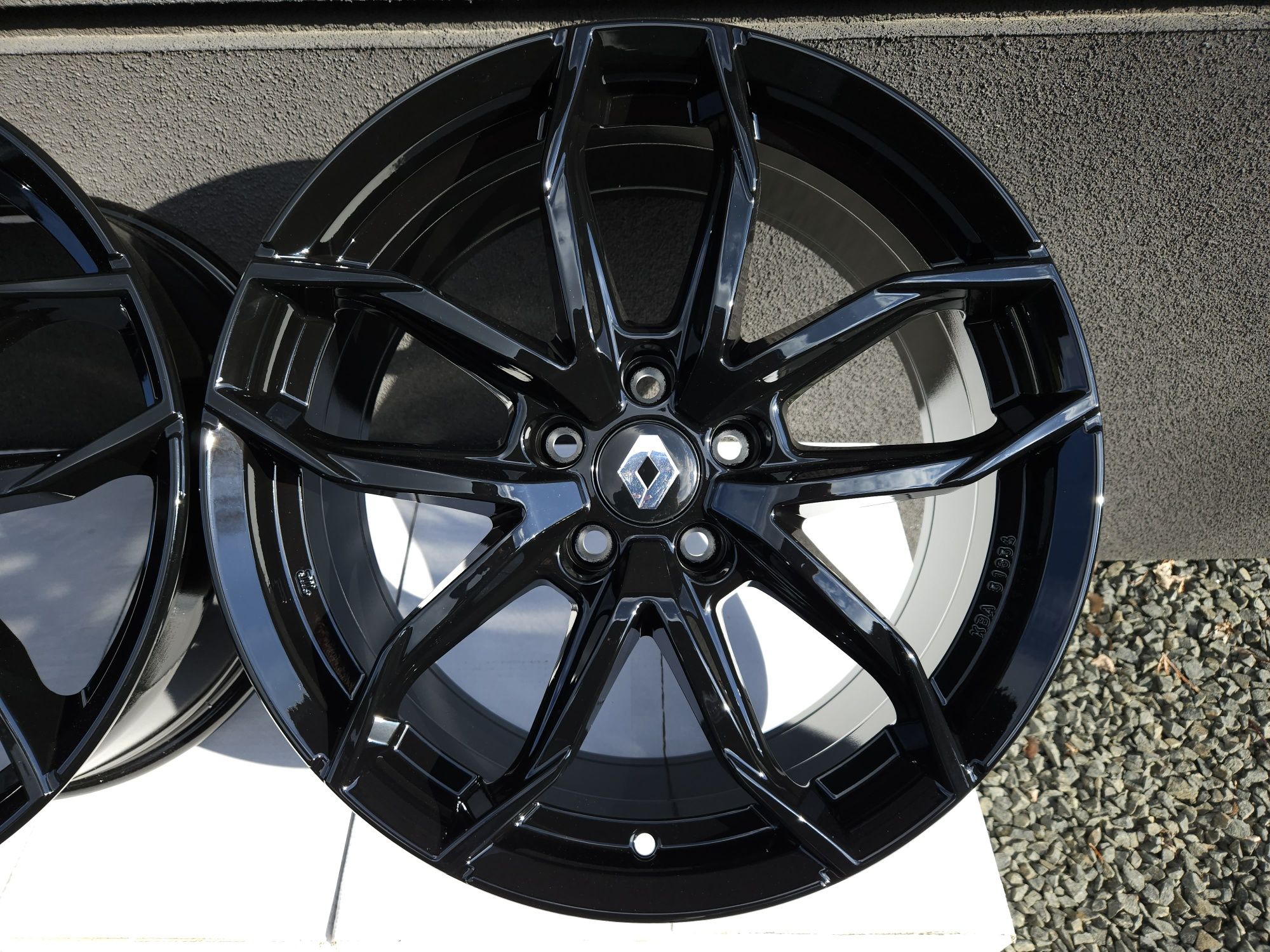 Renault 17 " Czarne Nowe 5x114,3 Megane Talisman Laguna Koleos Scenic