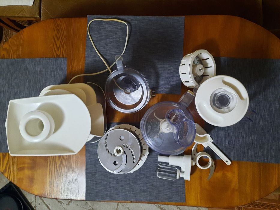 Кухонний комбайн moulinex з усіма насадками