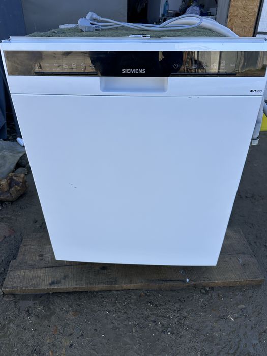 Посудомийка посудомийна машина SIEMENS 2021 рік Model SN43HW60CS