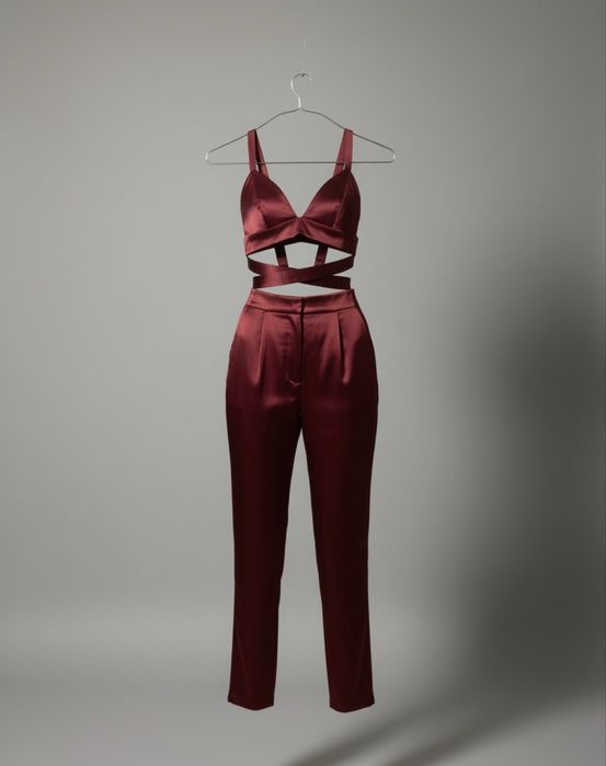 Conjunto cetim bordô