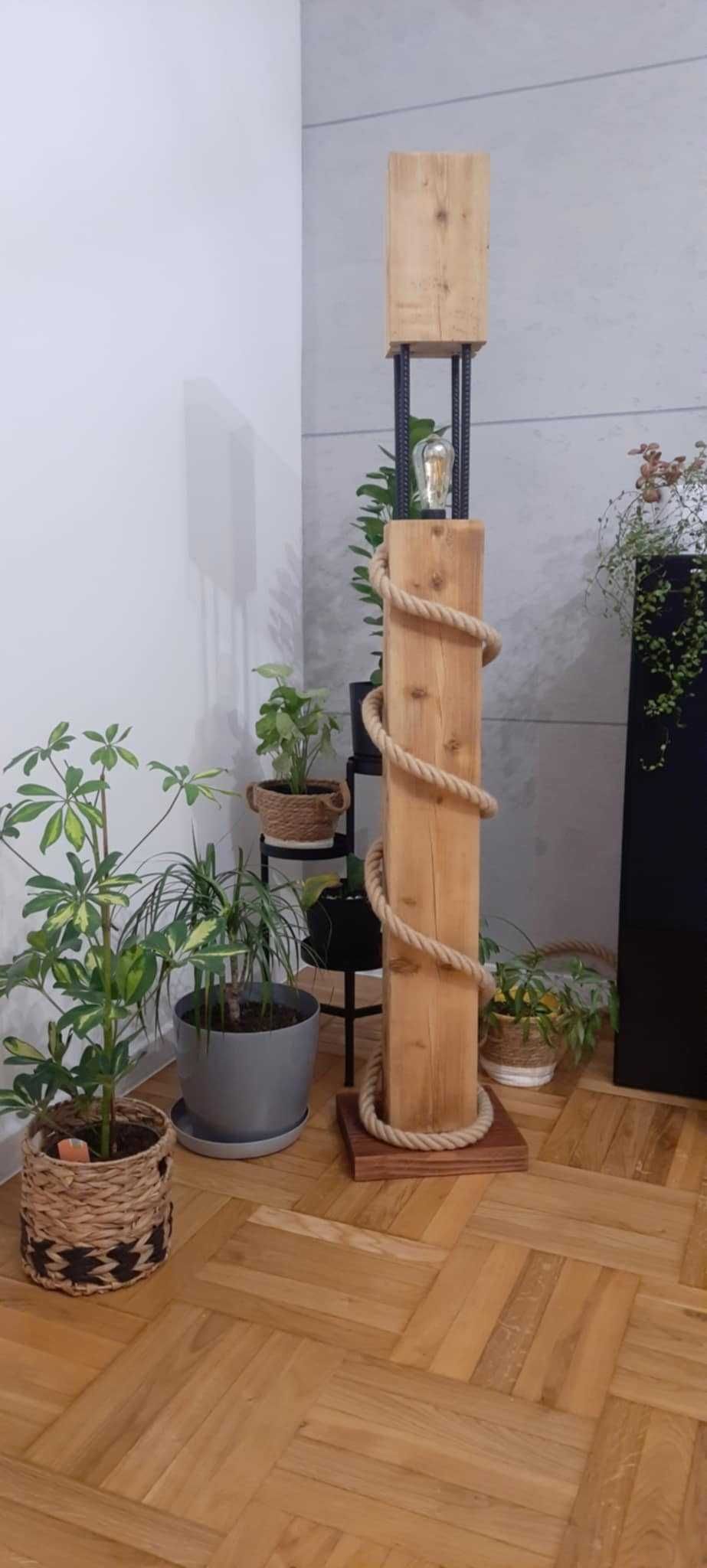 Lampy drewniane drapaki dla zwierząt