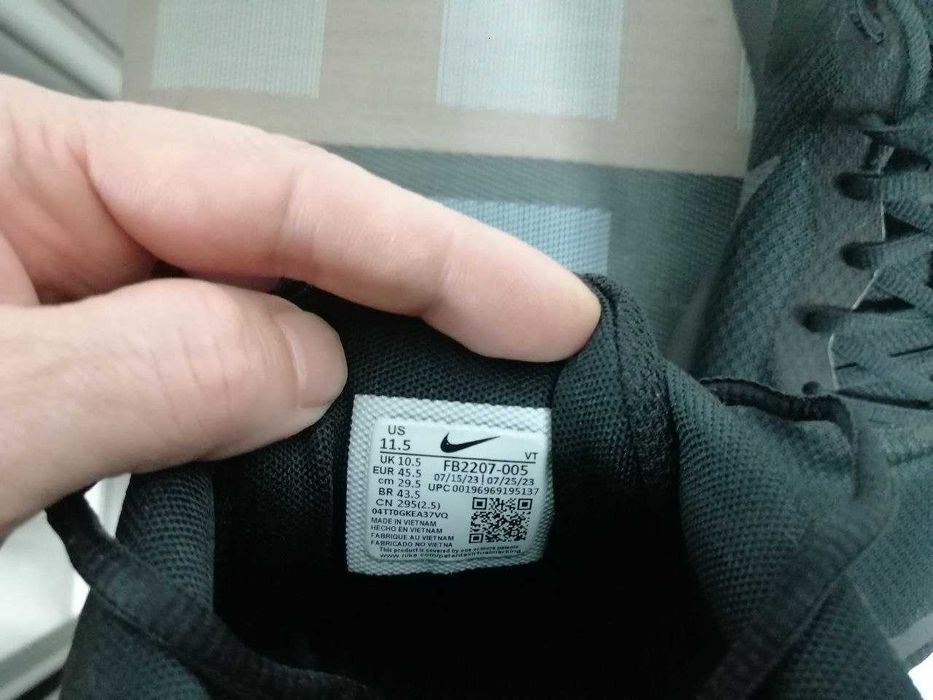 Кросівки чоловічі Nike Revolution 7 Black Размер-45.5