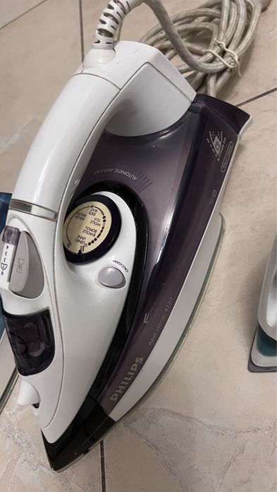 Праска, утюг в робочому стані