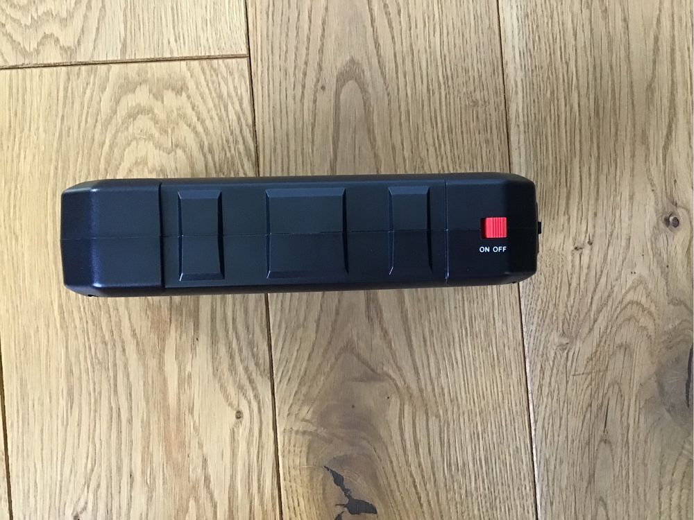 Пусковое устройство для автомобиля Jump Starter 2000 A