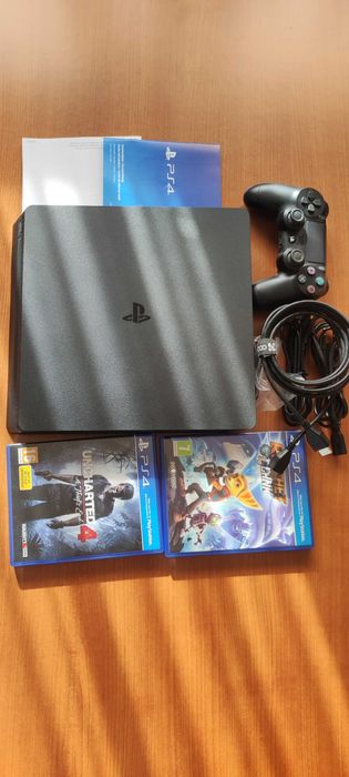 PlayStation 4 Slim