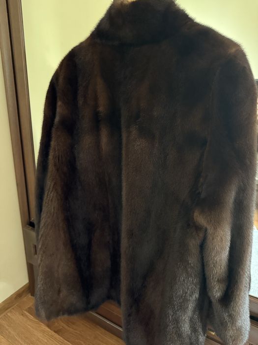 Продам норкова шубка