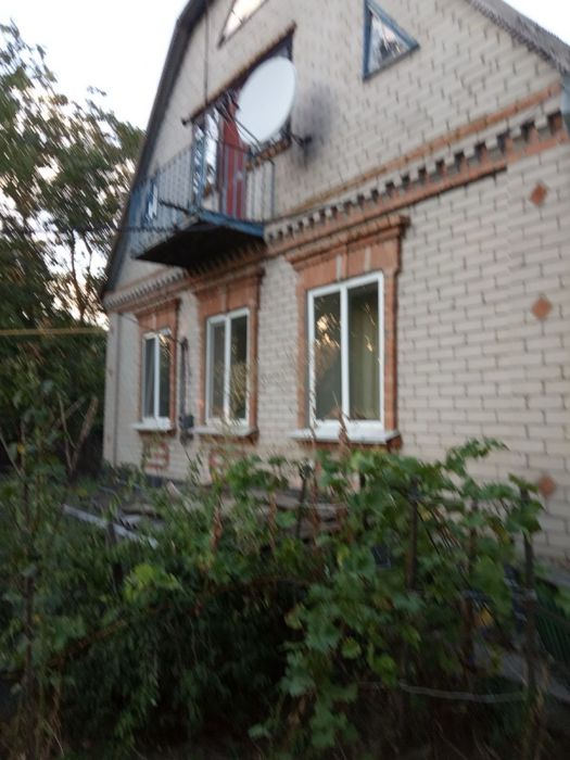 Продается дом. С хозяйством и всем что есть в доме и техникой во дворе
