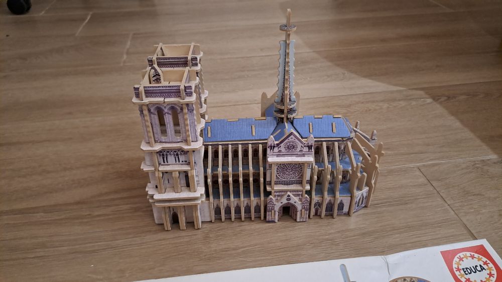 Puzzle madeira 3D Notre-Dame Paris