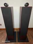 Kolumny Bowers & Wilkins 702 S2, kolor Rosenut, stan idealny.