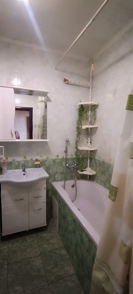 Сдам свою 2-комнатную квартиру на Дюковской, 8