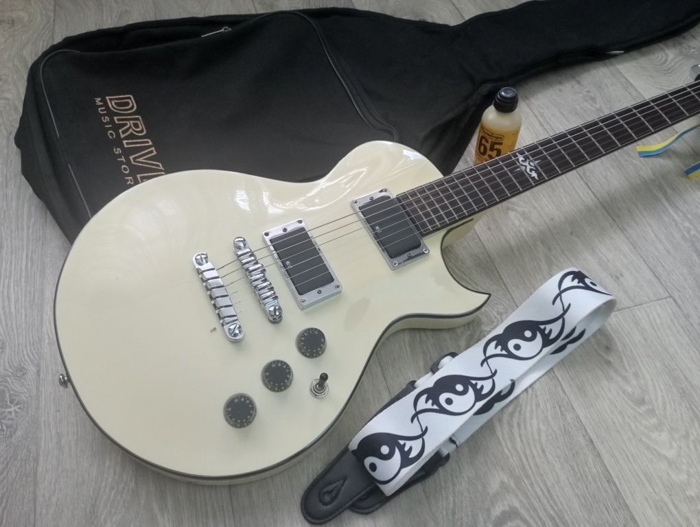 Електрогітара Ibanez ART-120 + аксесуари.ОБМІН!