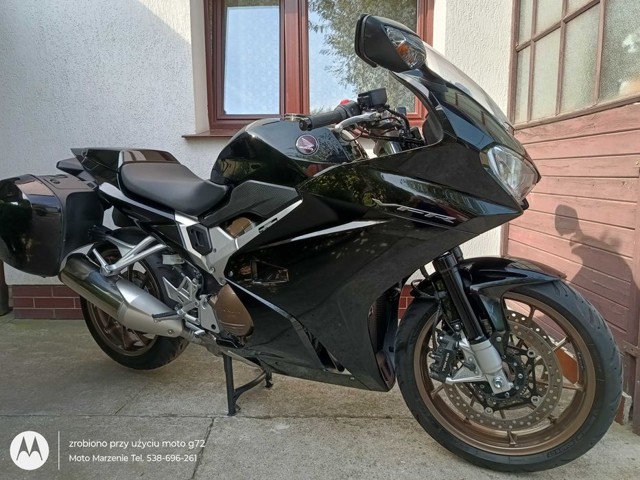 HONDA VFR 800 F ABS TC, VFR800F, 2016r, Kufry, Serwis, Zarejestrowana