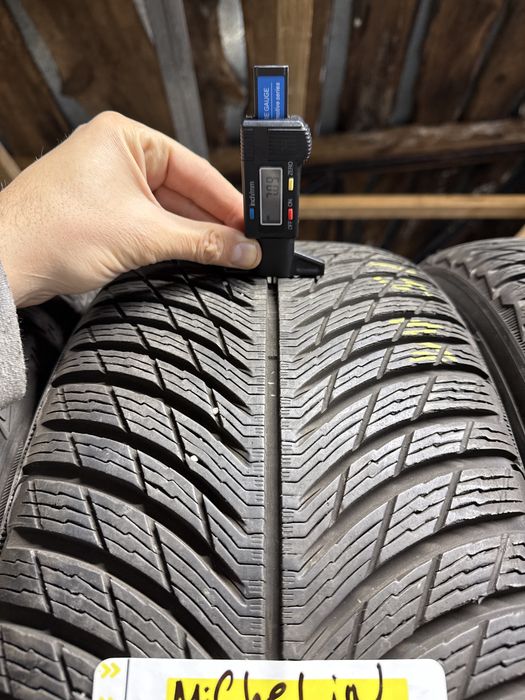 225/50R17 Michelin 4шт