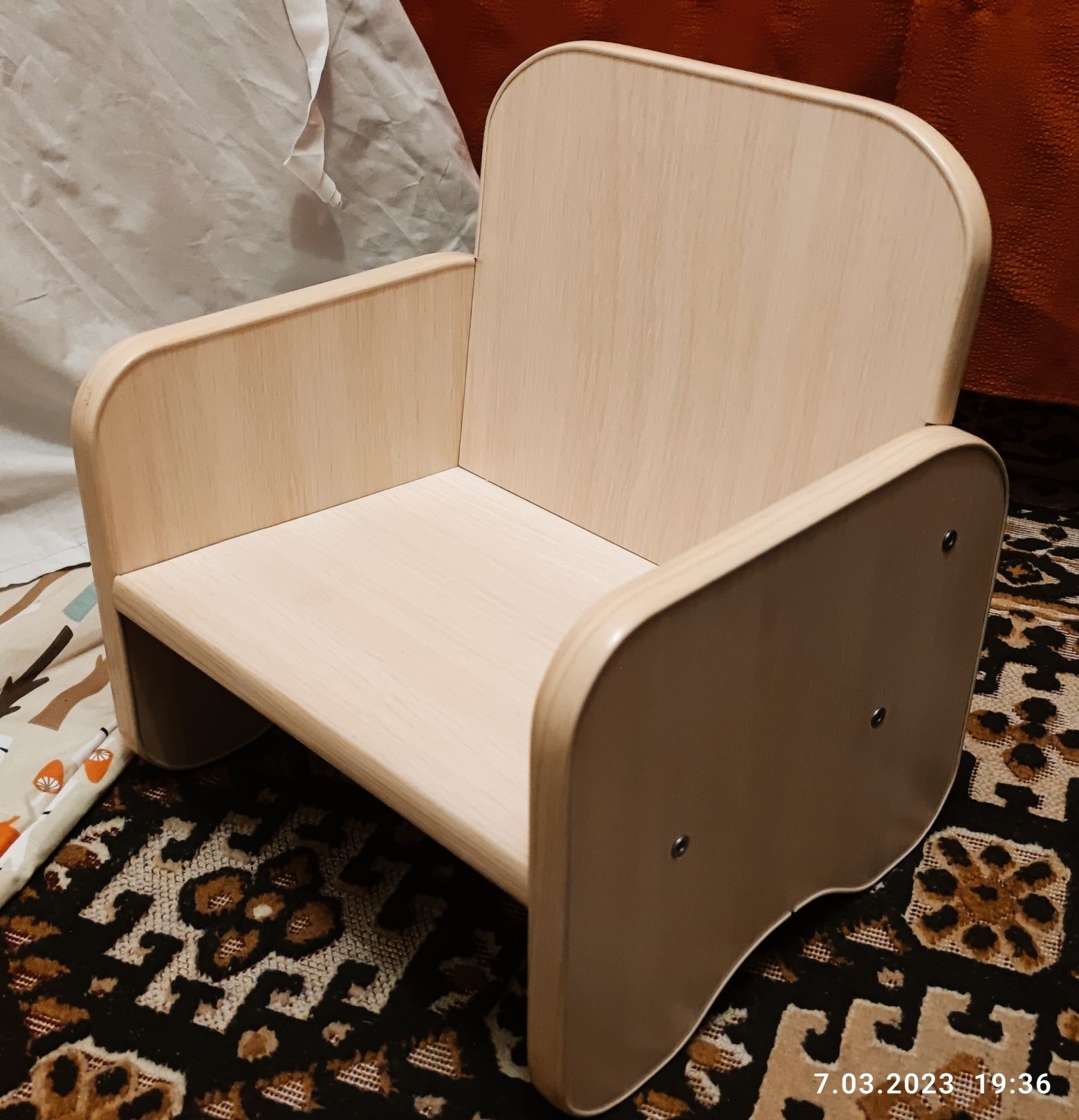 krzesło dziecięce, drewniane