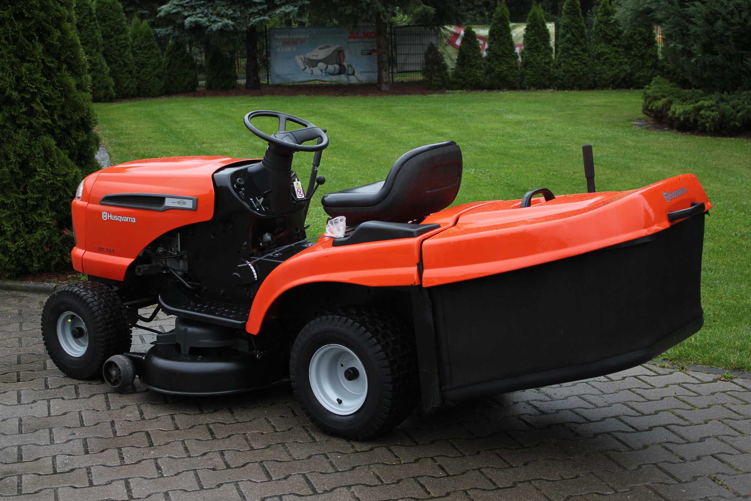 Husqvarna CT 131  TRAKTOREK Kosiarka